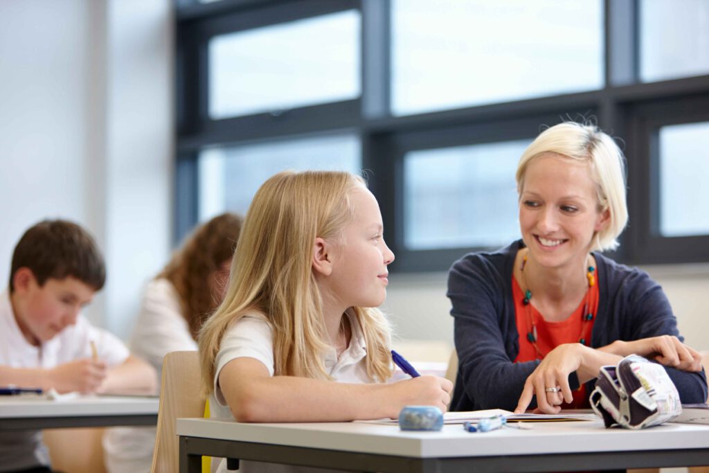 Wie Schulbegleiter in München Kindern mit besonderen Bedürfnissen helfen, sich zu entfalten